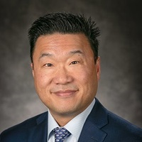 Terry Kim headshot Terry Kim MD Headshot